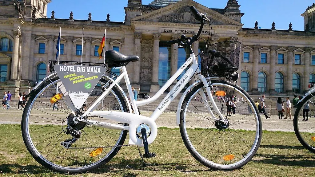 Hotel BIG MAMA Berlin 2*,